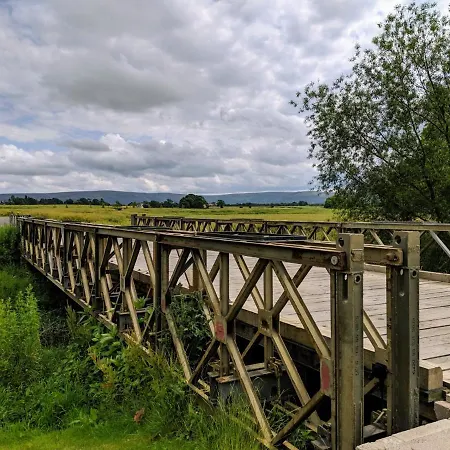 Apartment Driftwood *