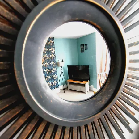 Apartment Driftwood *